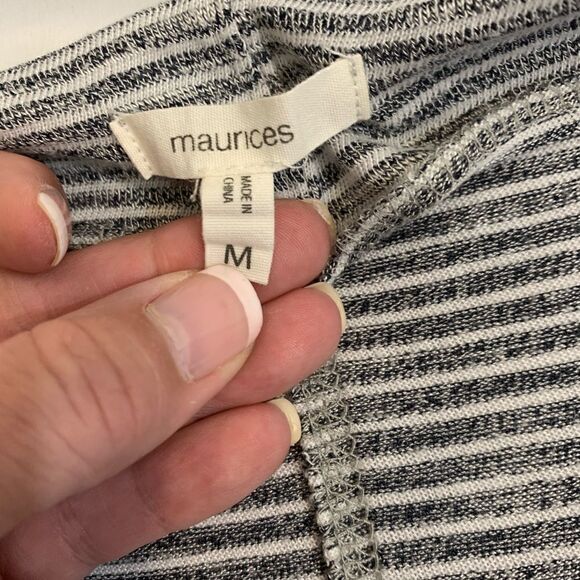 $5 add on item, MAURICES Long sleeve striped shirt sz M - Picture 12 of 12